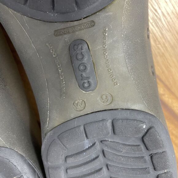 Crocs Sandals Women's Size 9 Adrina Flats Olive Slip On Casual Peep Toe Jelly - Picture 7 of 8